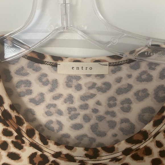 Leopard Print Fitted Dress - Picture 3 of 5